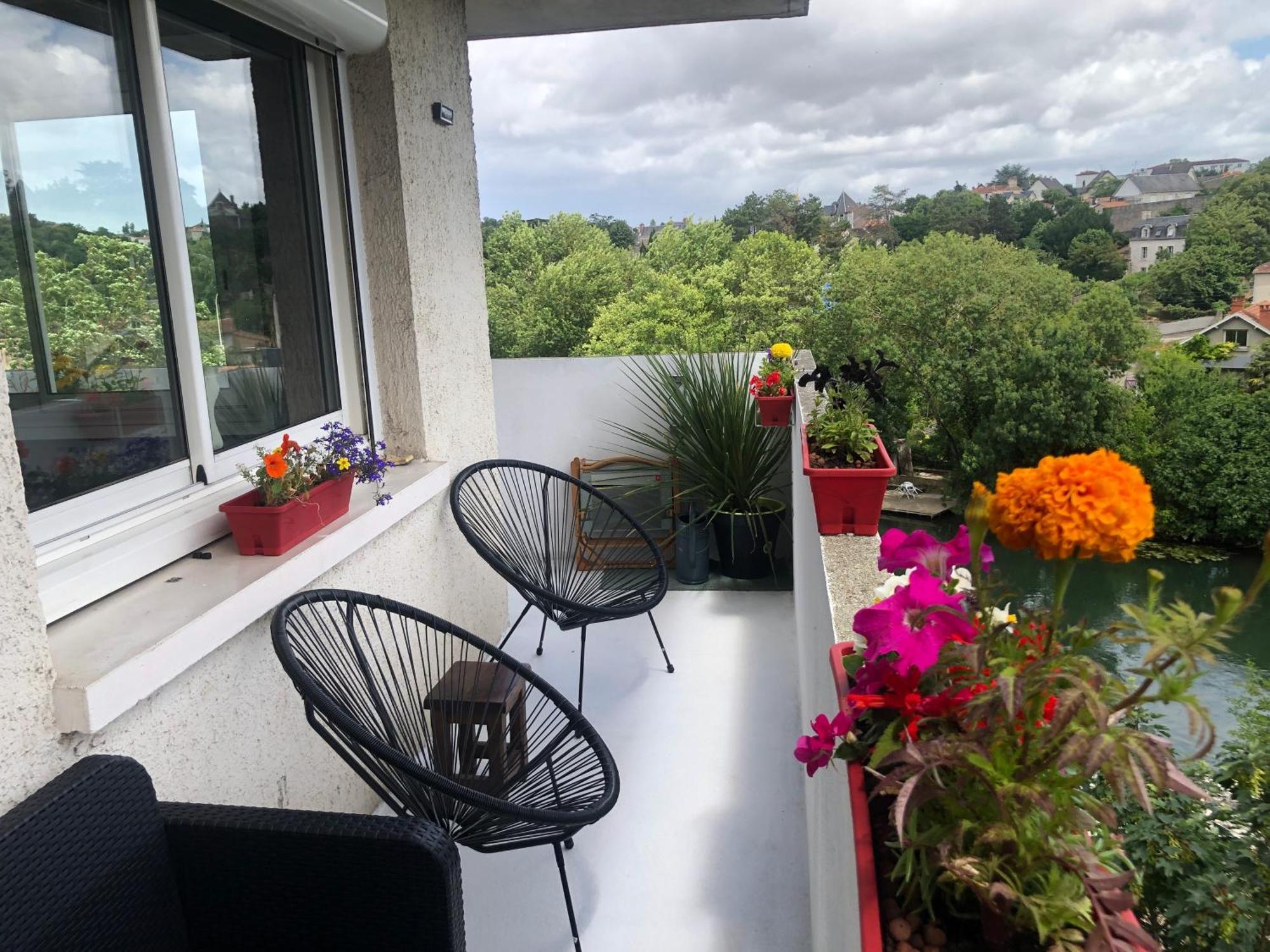 Apartment Chez Jean-claude, Vue Panoramique Au Reveil Poitiers